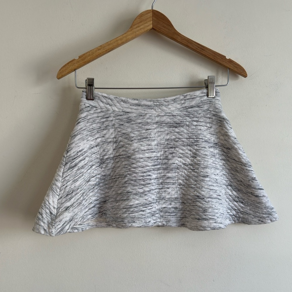 ZARA Girls Light Gray Skirt Size Small 13” Waist Preppy Casual